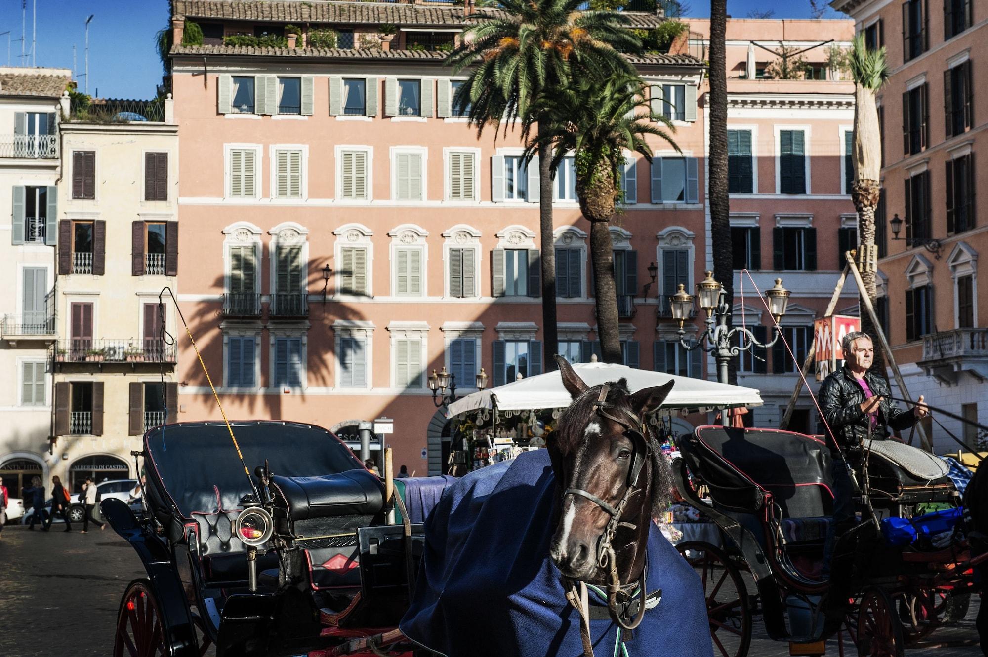 Piazza Di Spagna 9 Рим Екстериор снимка